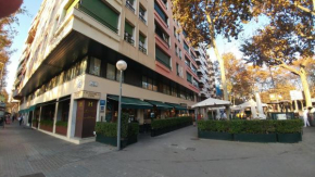 Отель La Ciudadela  Барселона